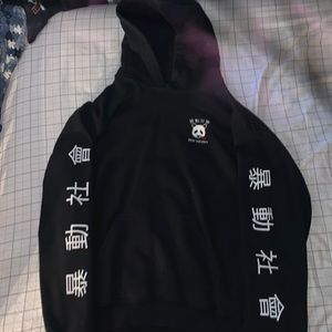 Men’s black medium pullover sweatshirt riot society Chinese Japanese font